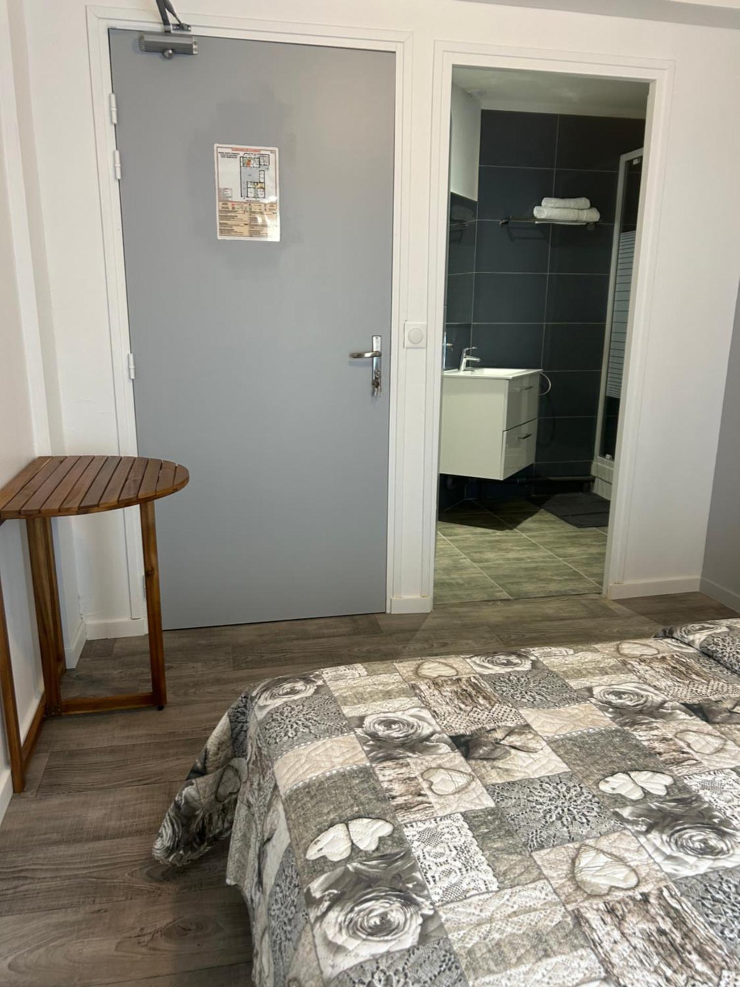 Hotel St Charles Rambouillet Eksteriør billede