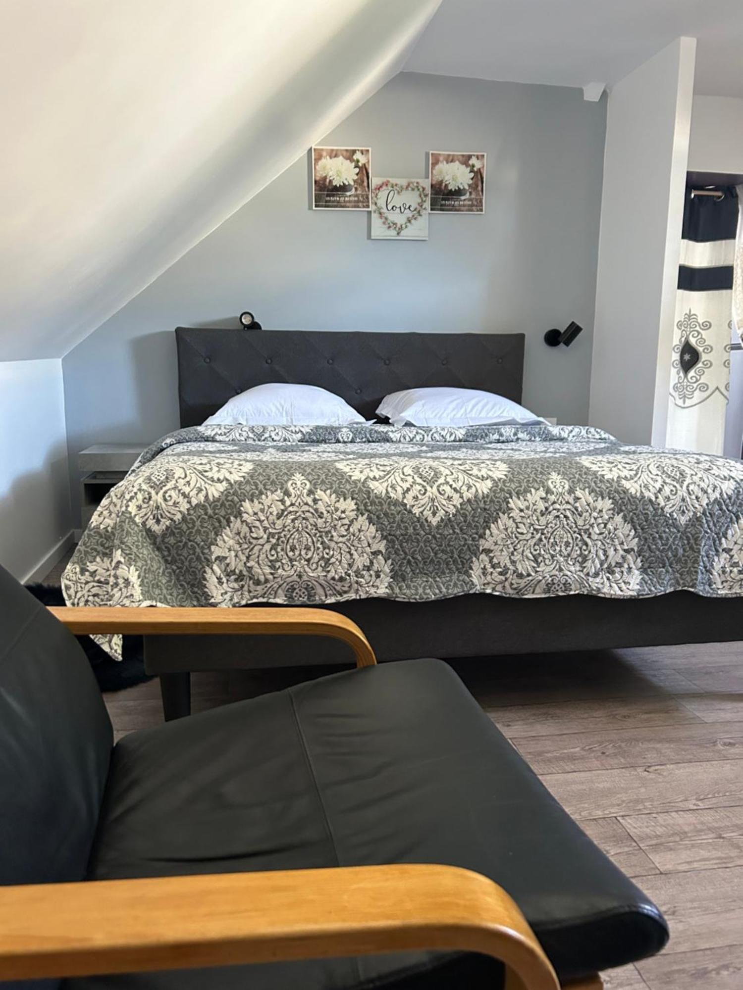Hotel St Charles Rambouillet Eksteriør billede